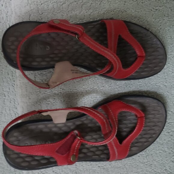 Privo by Clarks Merlot Bucky sandals - Size 8M - Picture 3 of 8